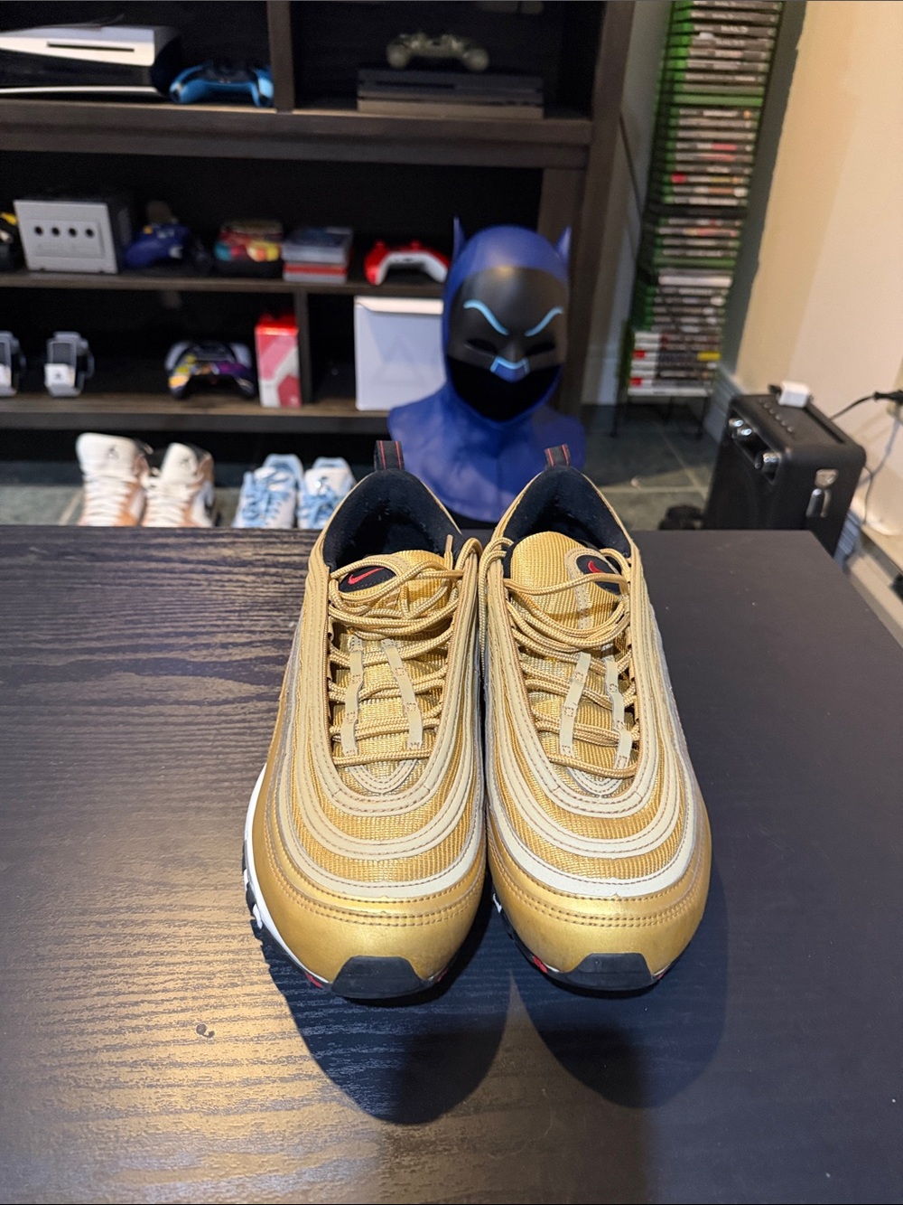 Size 11 Nike Men’s Gold/Tan Air Max 97 Low-Top Sneakers